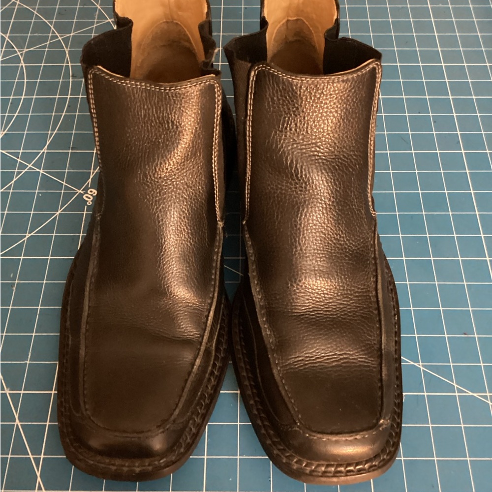 Bostonian Black Leather Boots